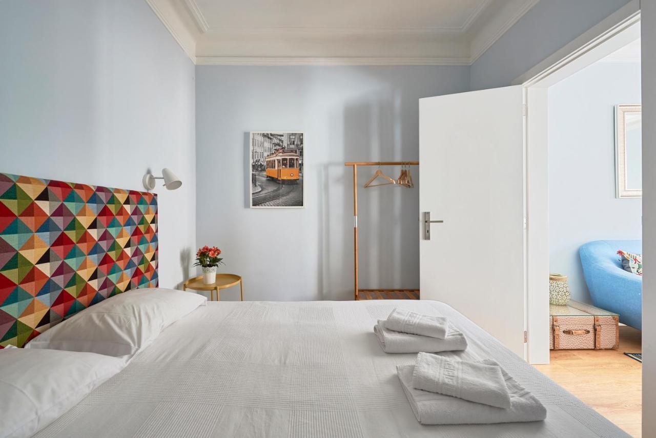 Elegant Riverview Apartment In Historical Lissabon Buitenkant foto