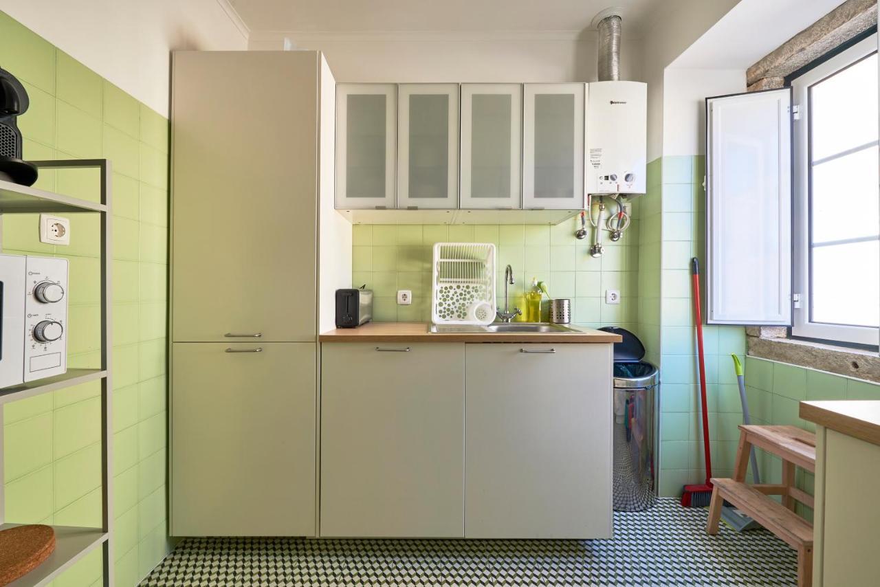 Elegant Riverview Apartment In Historical Lissabon Buitenkant foto