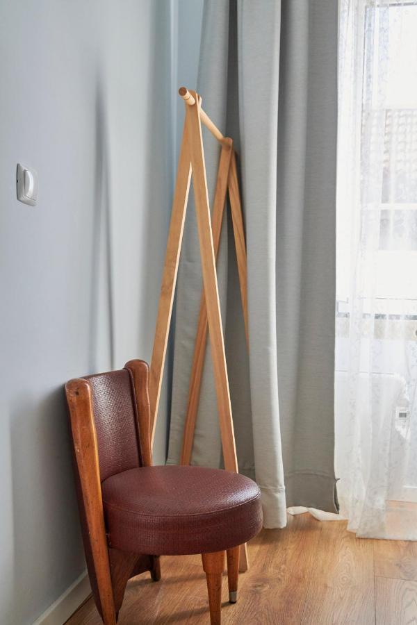 Elegant Riverview Apartment In Historical Lissabon Buitenkant foto