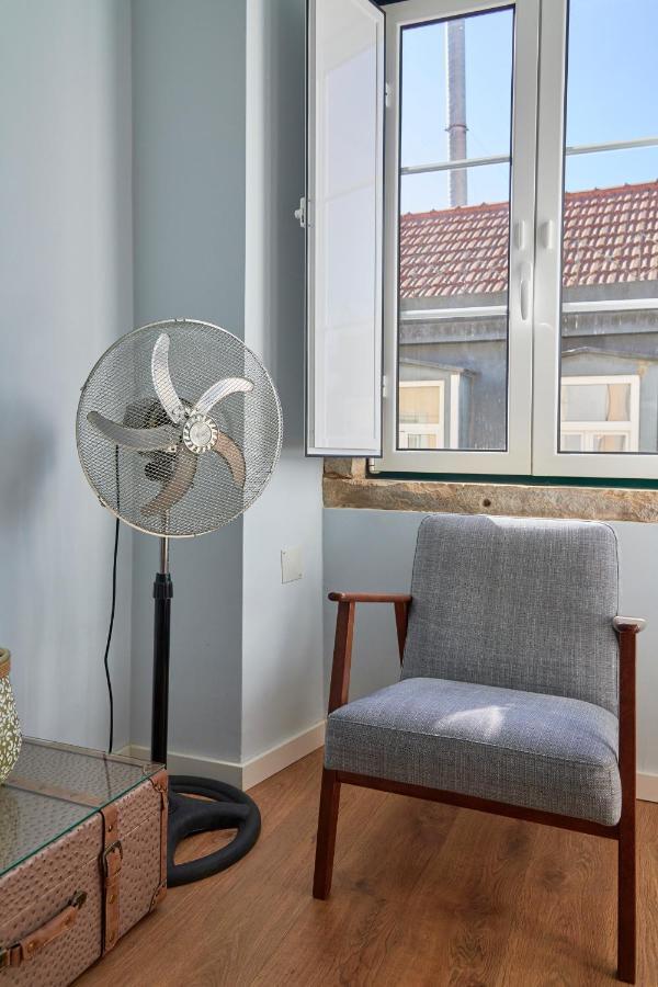 Elegant Riverview Apartment In Historical Lissabon Buitenkant foto